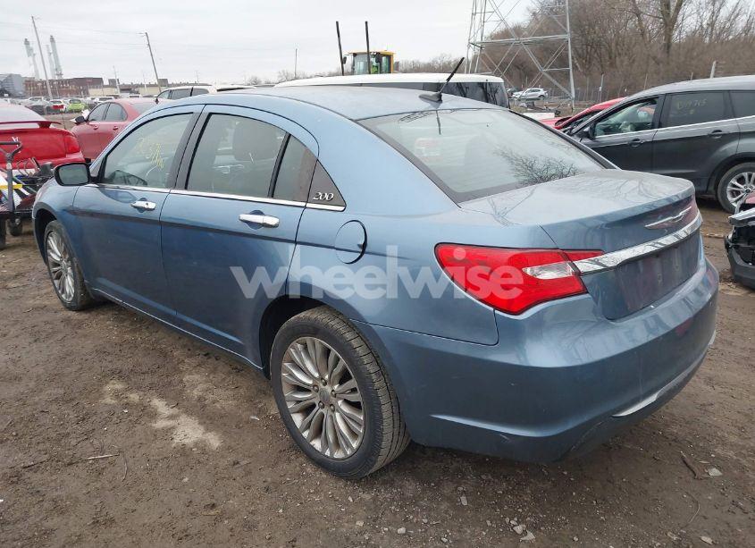 Photo 3 of 2011 Chrysler 200 LIMITED (VIN 1C3BC2FB7BN580748)