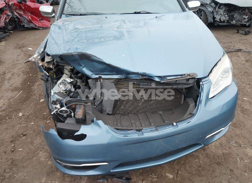 Photo 6 of 2011 Chrysler 200 LIMITED (VIN 1C3BC2FB7BN580748)