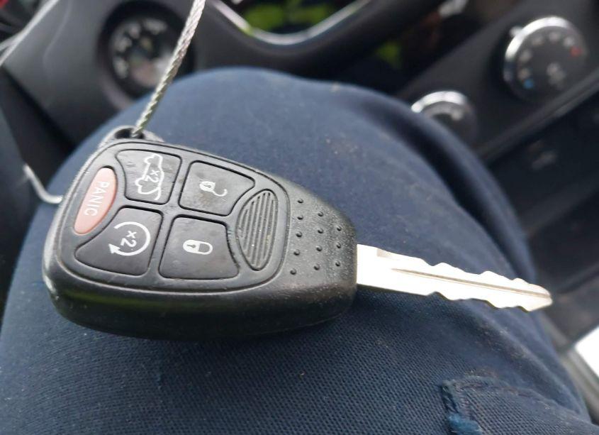 Photo 11 of 2011 Chrysler 200 LIMITED (VIN 1C3BC2FB7BN601517)