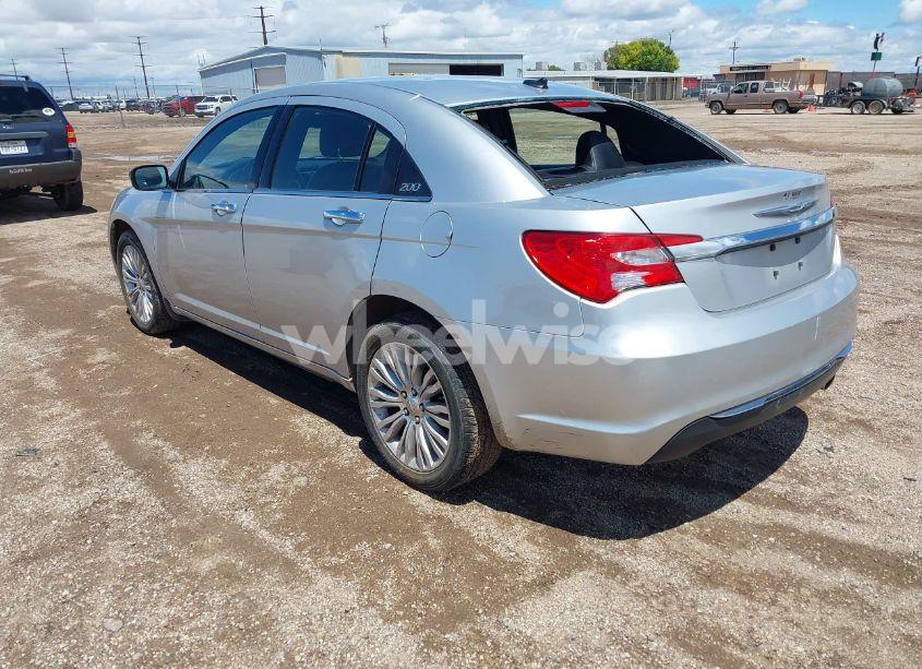 Photo 3 of 2011 Chrysler 200 LIMITED (VIN 1C3BC2FB8BN580435)
