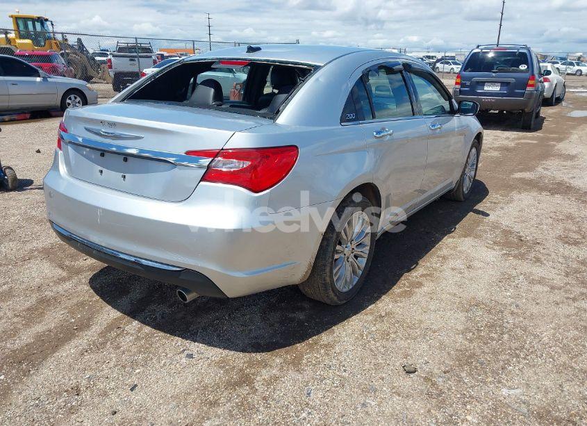 Photo 4 of 2011 Chrysler 200 LIMITED (VIN 1C3BC2FB8BN580435)