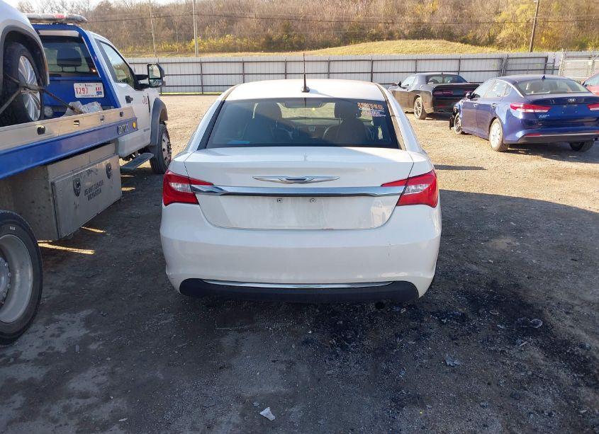 Photo 16 of 2011 Chrysler 200 LIMITED (VIN 1C3BC2FB9BN500947)