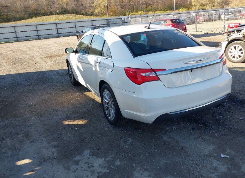 Photo 3 of 2011 Chrysler 200 LIMITED (VIN 1C3BC2FB9BN500947)