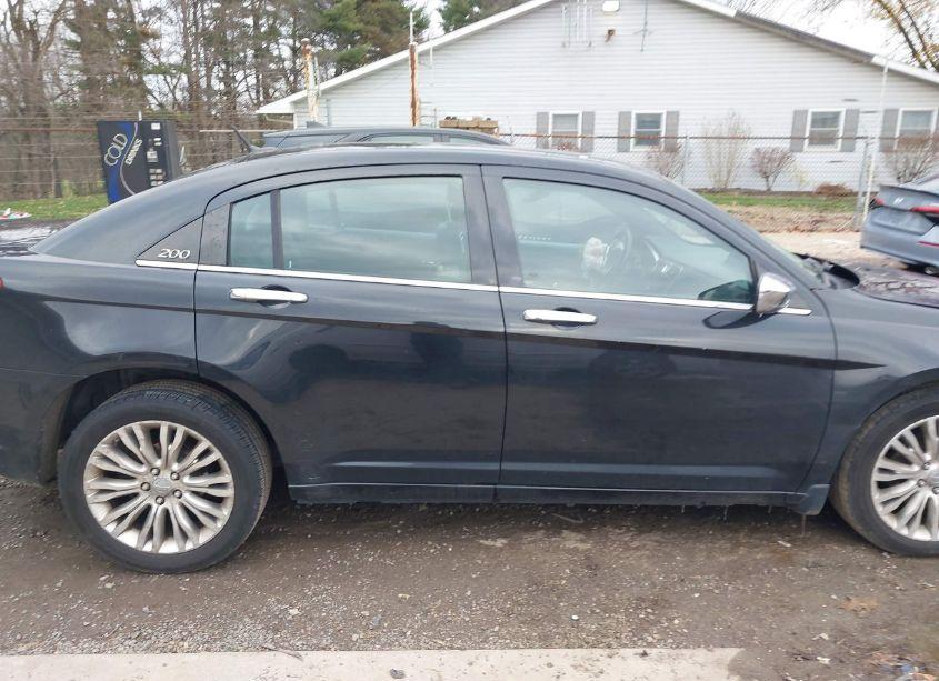 Photo 13 of 2011 Chrysler 200 LIMITED (VIN 1C3BC2FG0BN504154)