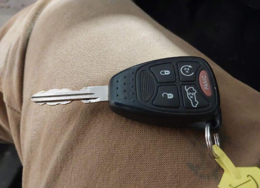 Photo 11 of 2011 Chrysler 200 LIMITED (VIN 1C3BC2FG1BN505927)