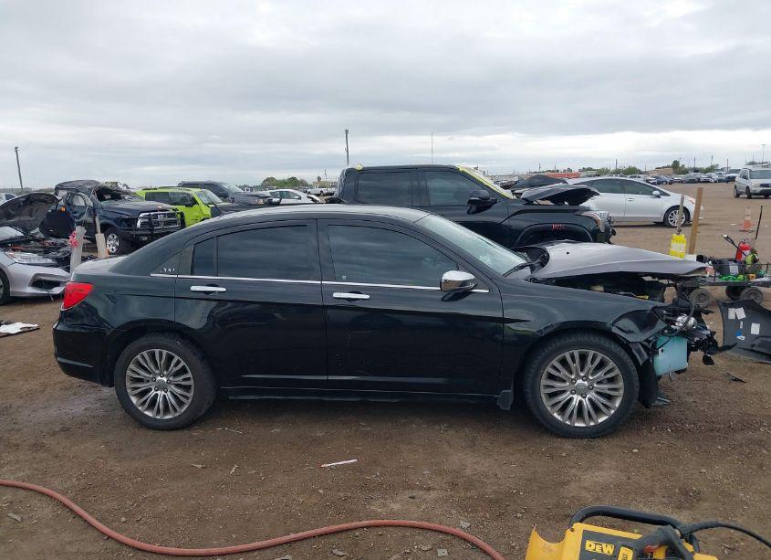 Photo 14 of 2011 Chrysler 200 LIMITED (VIN 1C3BC2FG2BN516161)