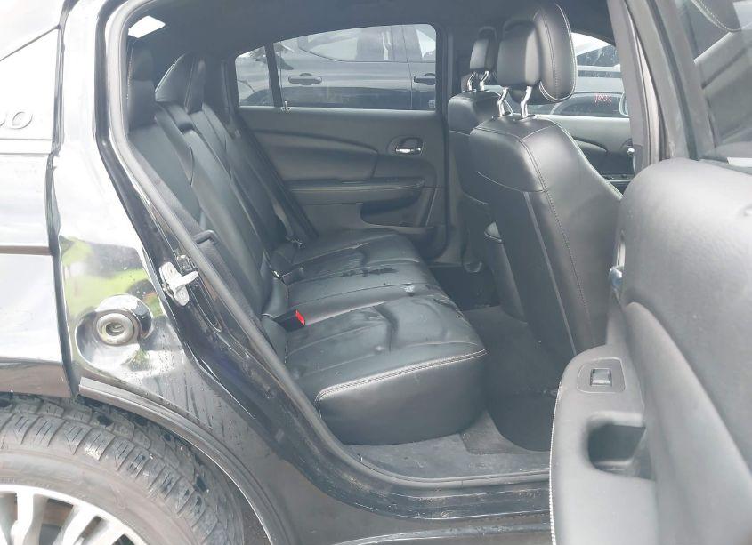 Photo 8 of 2011 Chrysler 200 LIMITED (VIN 1C3BC2FG2BN516161)