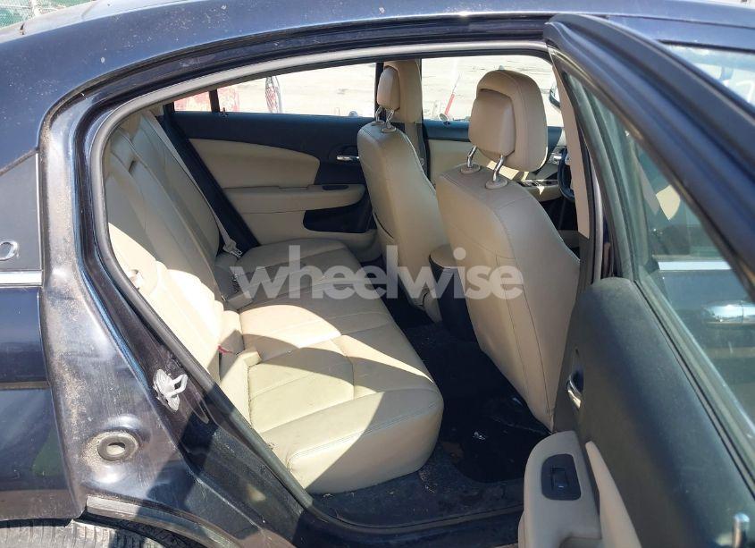 Photo 8 of 2011 Chrysler 200 LIMITED (VIN 1C3BC2FG4BN526741)