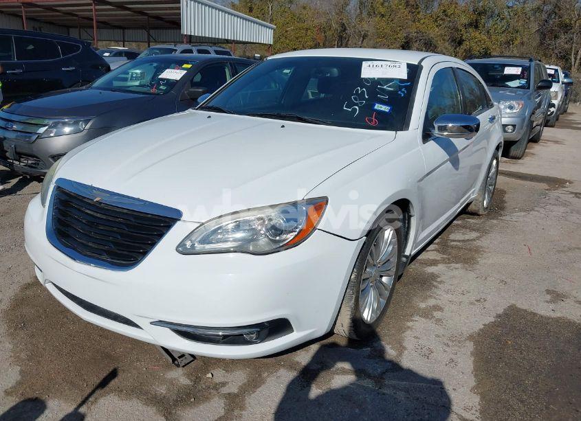 Photo 2 of 2011 Chrysler 200 LIMITED (VIN 1C3BC2FG4BN583036)