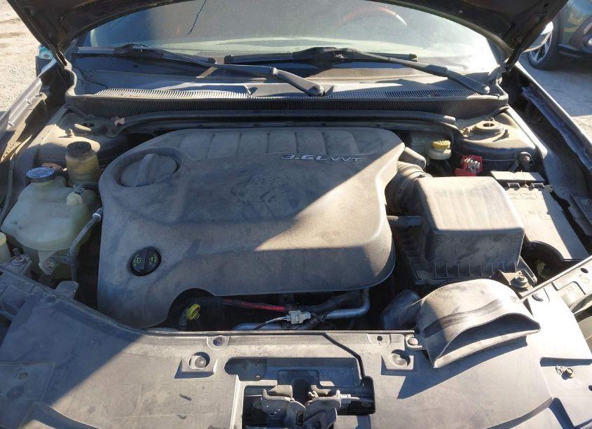 Photo 10 of 2011 Chrysler 200 LIMITED (VIN 1C3BC2FG4BN594442)