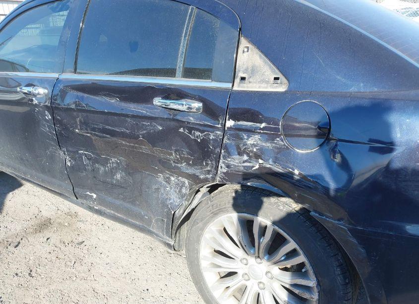 Photo 6 of 2011 Chrysler 200 LIMITED (VIN 1C3BC2FG4BN594442)