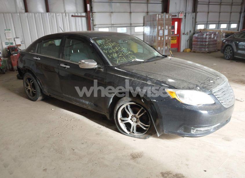 2011 Chrysler 200 LIMITED (VIN 1C3BC2FG7BN562102) main photo