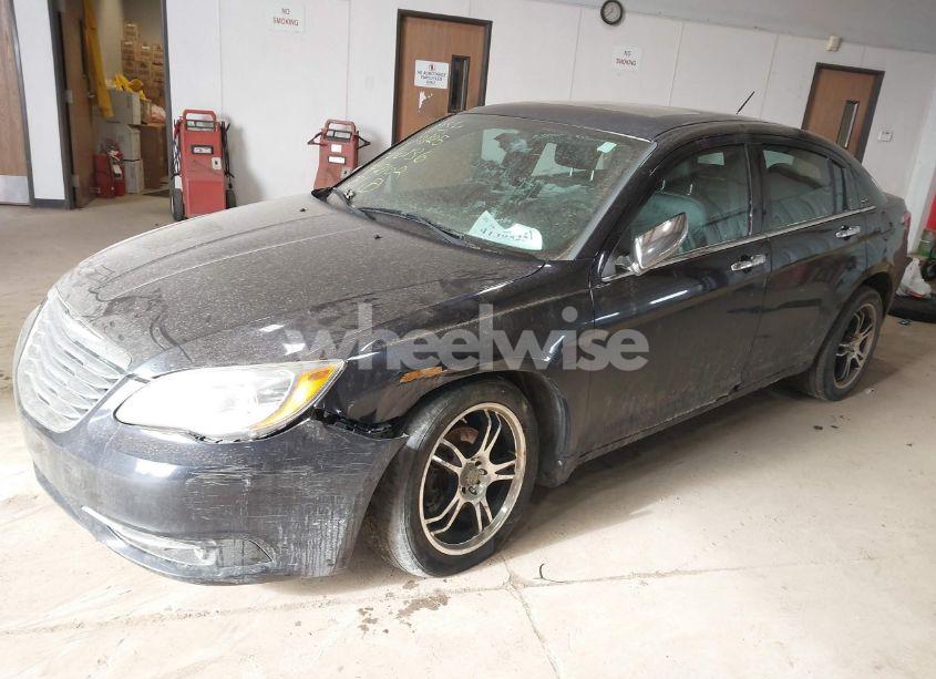 Photo 2 of 2011 Chrysler 200 LIMITED (VIN 1C3BC2FG7BN562102)