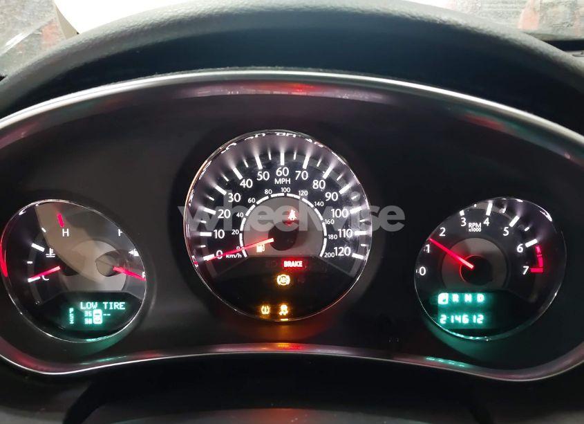 Photo 7 of 2011 Chrysler 200 LIMITED (VIN 1C3BC2FG7BN562102)