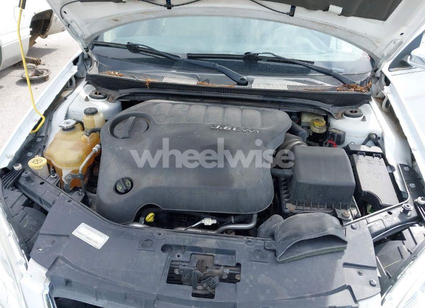 Photo 10 of 2011 Chrysler 200 LIMITED (VIN 1C3BC2FG7BN610603)