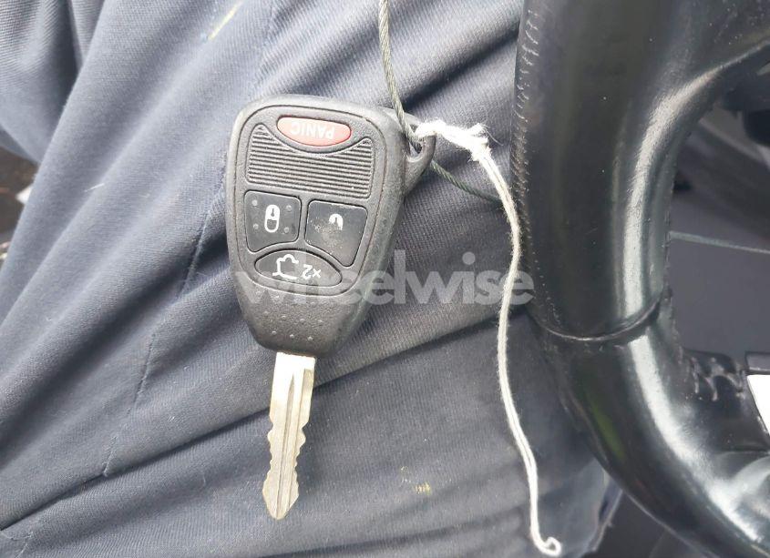 Photo 11 of 2011 Chrysler 200 LIMITED (VIN 1C3BC2FG9BN527223)