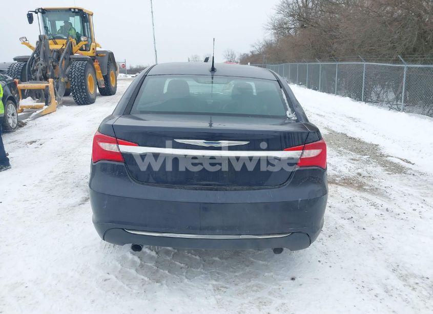 Photo 17 of 2011 Chrysler 200 LIMITED (VIN 1C3BC2FG9BN527223)