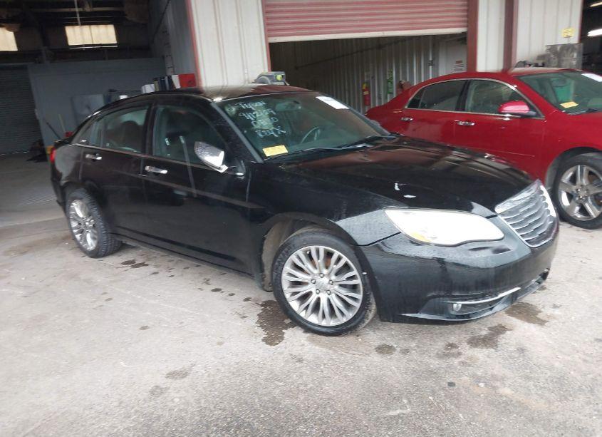 2011 Chrysler 200 LIMITED (VIN 1C3BC2FGXBN599483) main photo