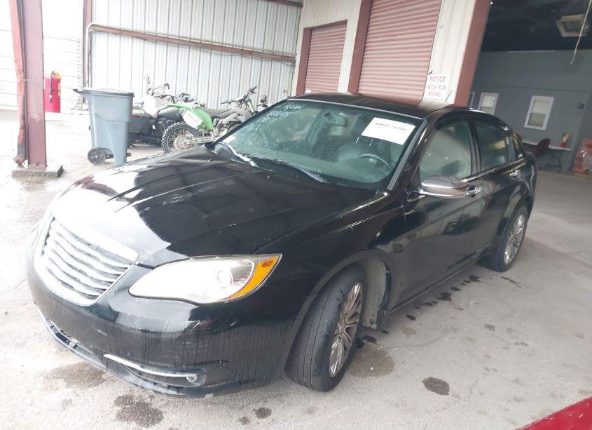 Photo 2 of 2011 Chrysler 200 LIMITED (VIN 1C3BC2FGXBN599483)