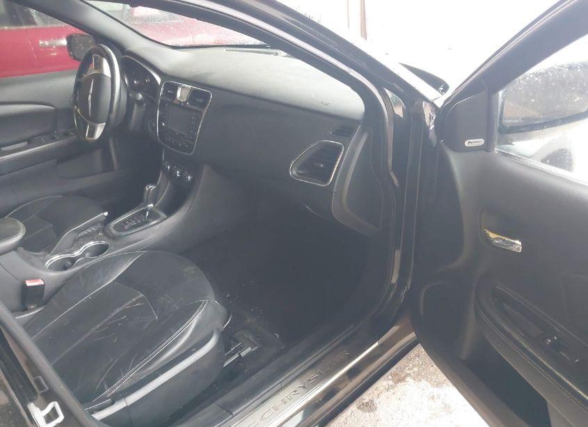 Photo 5 of 2011 Chrysler 200 LIMITED (VIN 1C3BC2FGXBN599483)