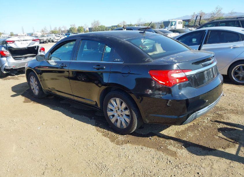 Photo 3 of 2011 Chrysler 200 LX (VIN 1C3BC4FB0BN611155)