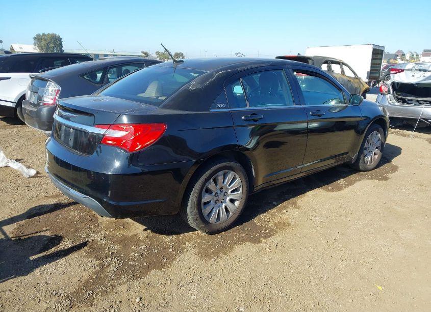 Photo 4 of 2011 Chrysler 200 LX (VIN 1C3BC4FB0BN611155)