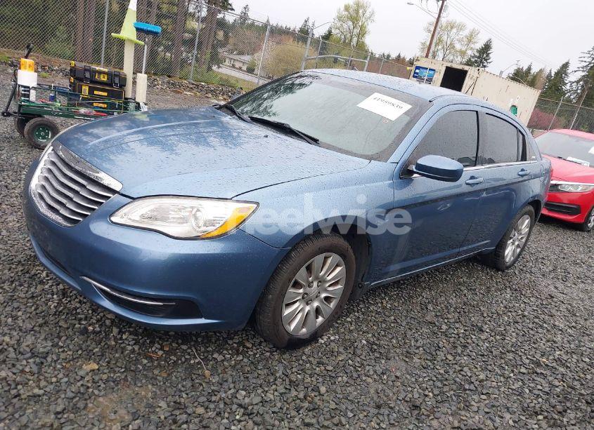 Photo 2 of 2011 Chrysler 200 LX (VIN 1C3BC4FB1BN539494)
