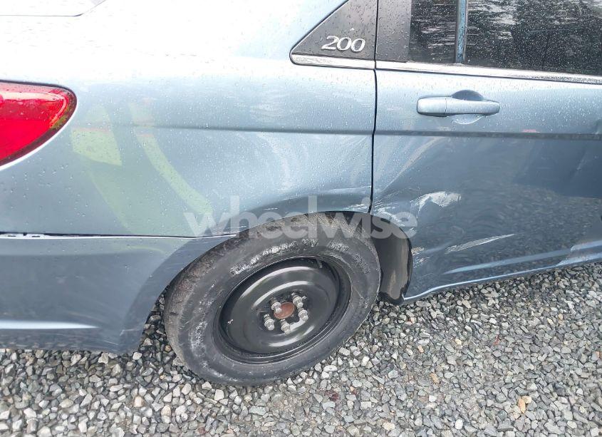 Photo 6 of 2011 Chrysler 200 LX (VIN 1C3BC4FB1BN539494)