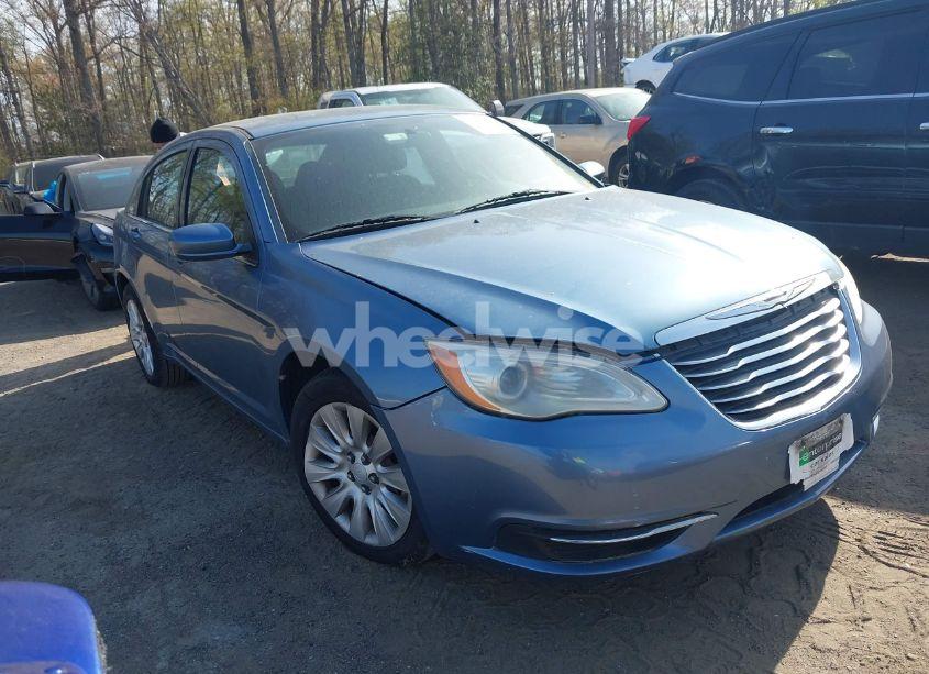 2011 Chrysler 200 LX (VIN 1C3BC4FB7BN535451) main photo
