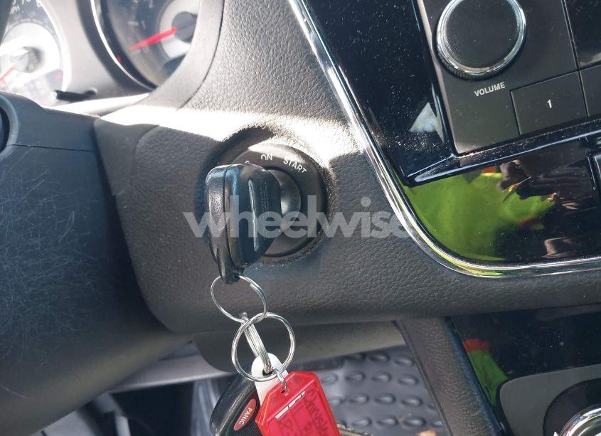 Photo 11 of 2011 Chrysler 200 LX (VIN 1C3BC4FB7BN535451)