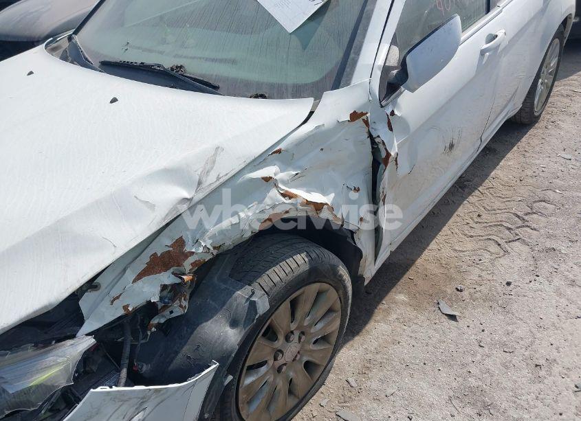 Photo 17 of 2011 Chrysler 200 LX (VIN 1C3BC4FB7BN586240)