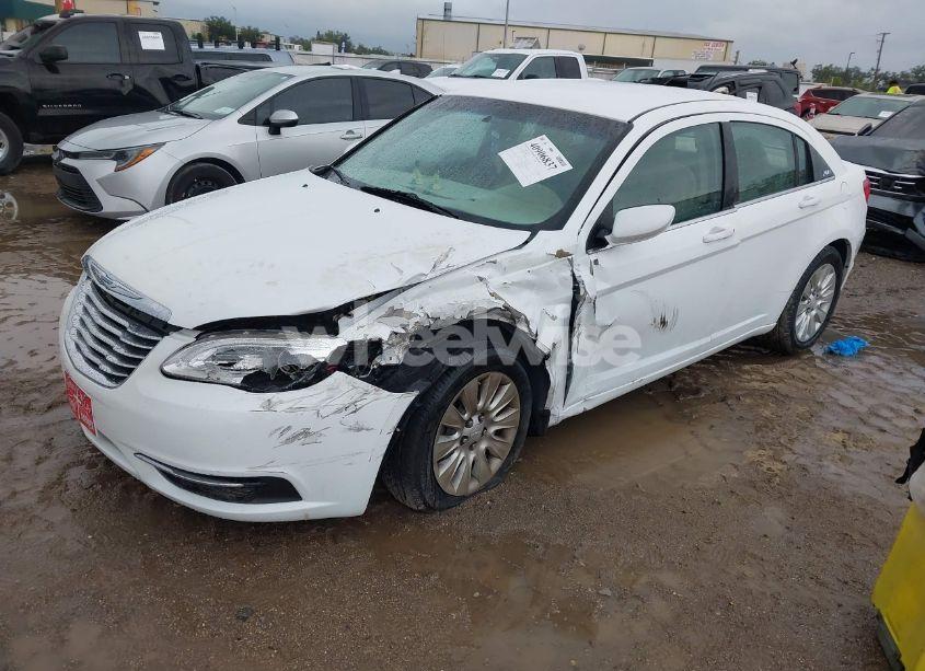 Photo 2 of 2011 Chrysler 200 LX (VIN 1C3BC4FB7BN586240)