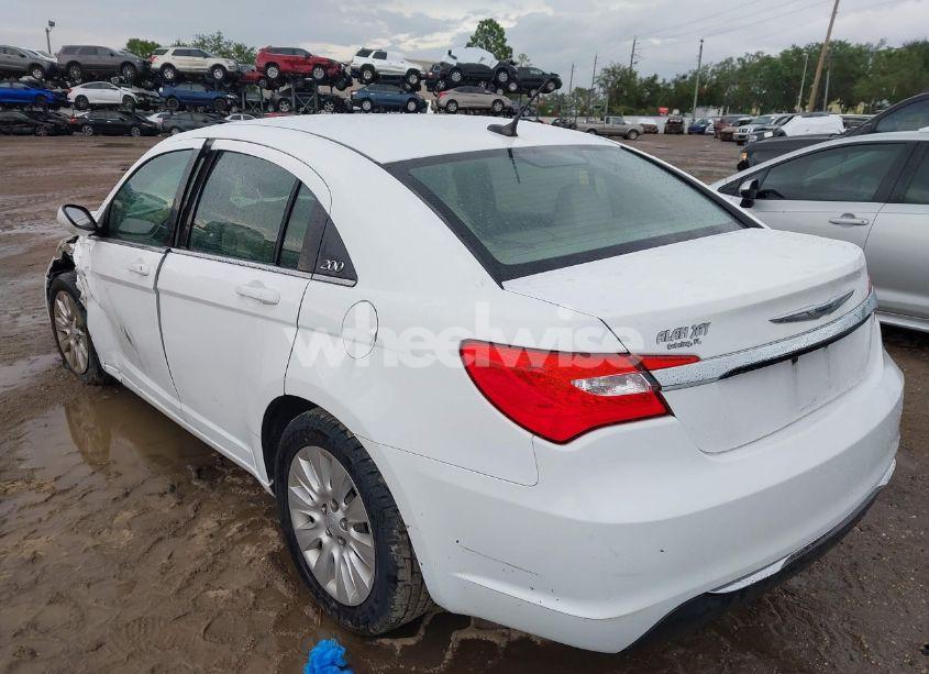 Photo 3 of 2011 Chrysler 200 LX (VIN 1C3BC4FB7BN586240)