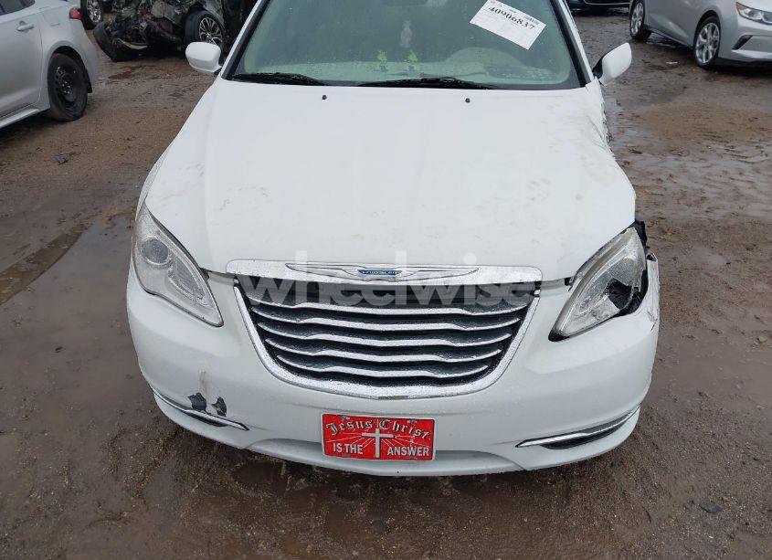 Photo 6 of 2011 Chrysler 200 LX (VIN 1C3BC4FB7BN586240)