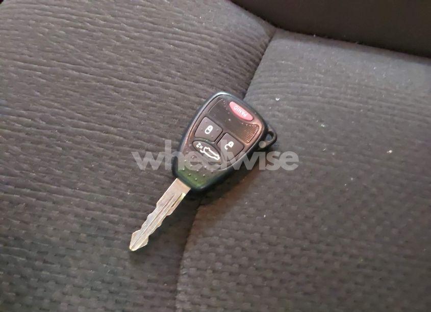 Photo 11 of 2011 Chrysler 200 LX (VIN 1C3BC4FB9BN568421)