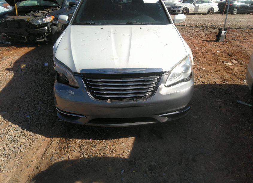 Photo 13 of 2011 Chrysler 200 LX (VIN 1C3BC4FB9BN585610)