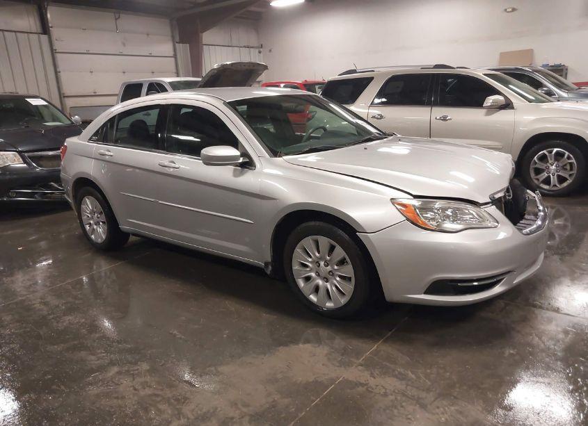 2011 Chrysler 200 LX (VIN 1C3BC4FB9BN599457) main photo