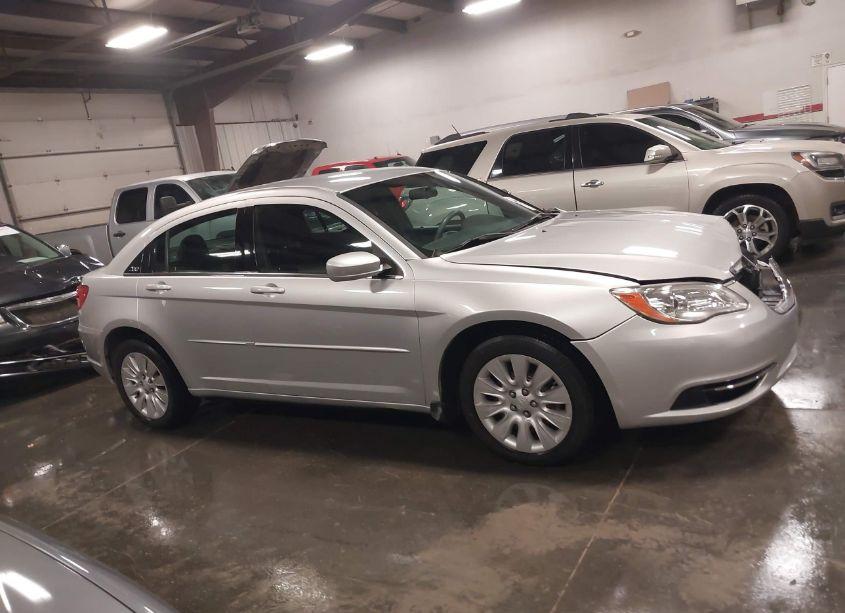 Photo 13 of 2011 Chrysler 200 LX (VIN 1C3BC4FB9BN599457)