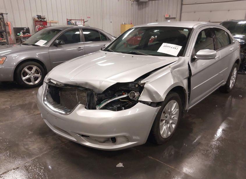 Photo 6 of 2011 Chrysler 200 LX (VIN 1C3BC4FB9BN599457)