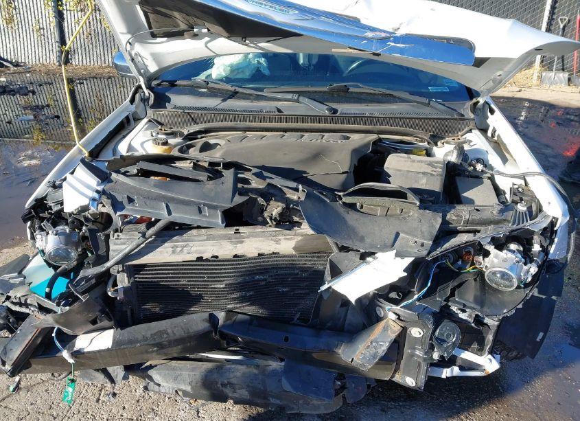 Photo 10 of 2011 Chrysler 200 LIMITED (VIN 1C3BC7EG4BN575937)