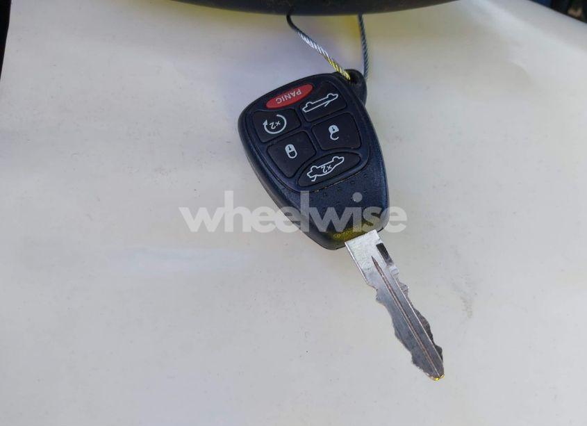 Photo 11 of 2011 Chrysler 200 S (VIN 1C3BC8EG3BN616063)