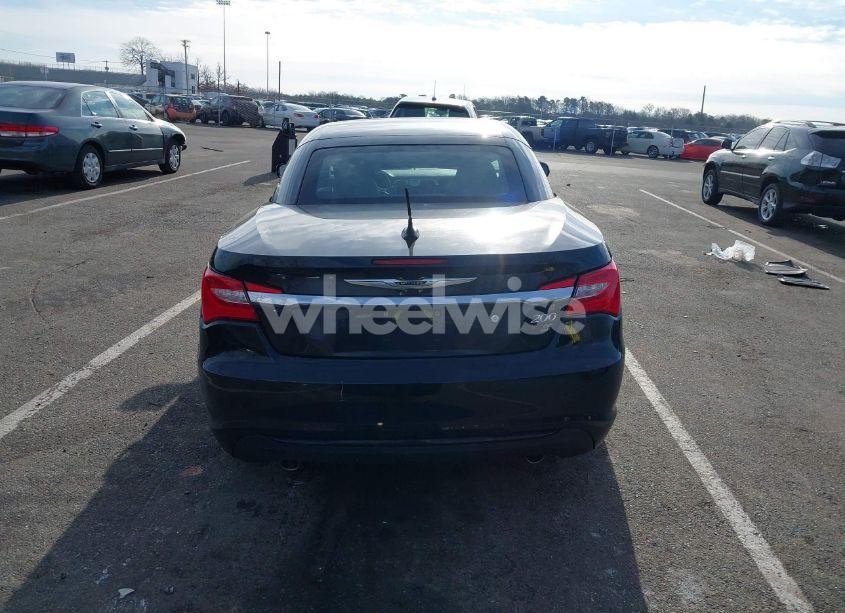 Photo 16 of 2011 Chrysler 200 S (VIN 1C3BC8EG3BN616063)