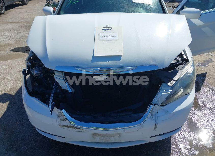 Photo 17 of 2011 Chrysler 200 S (VIN 1C3BC8FG5BN613552)