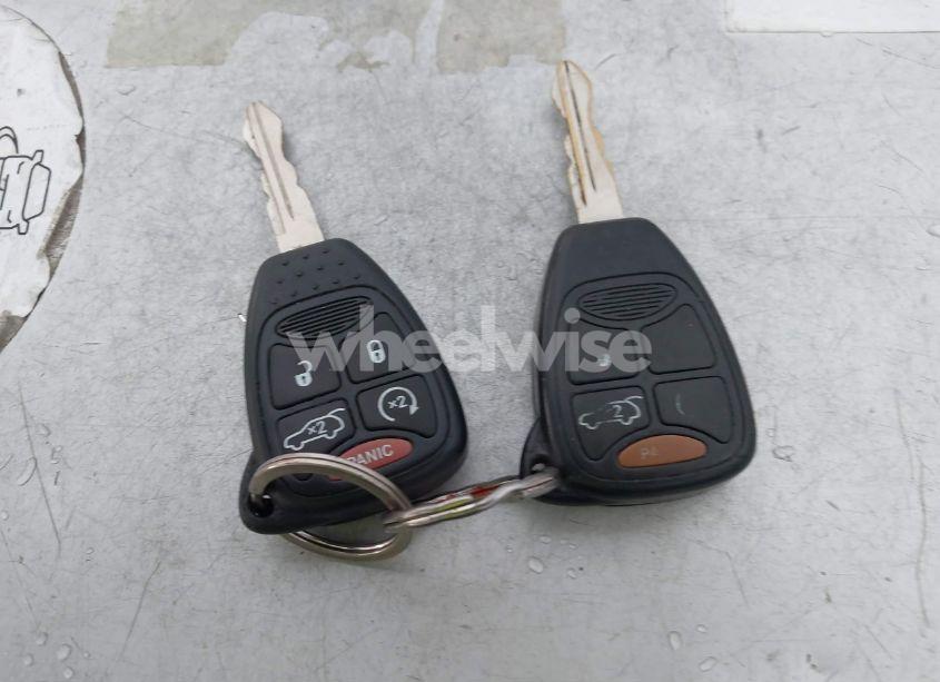 Photo 11 of 2011 Chrysler 200 S (VIN 1C3BC8FG8BN577534)