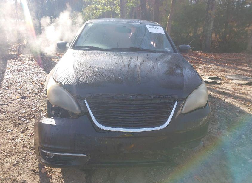 Photo 12 of 2011 Chrysler 200 S (VIN 1C3BC8FGXBN567832)