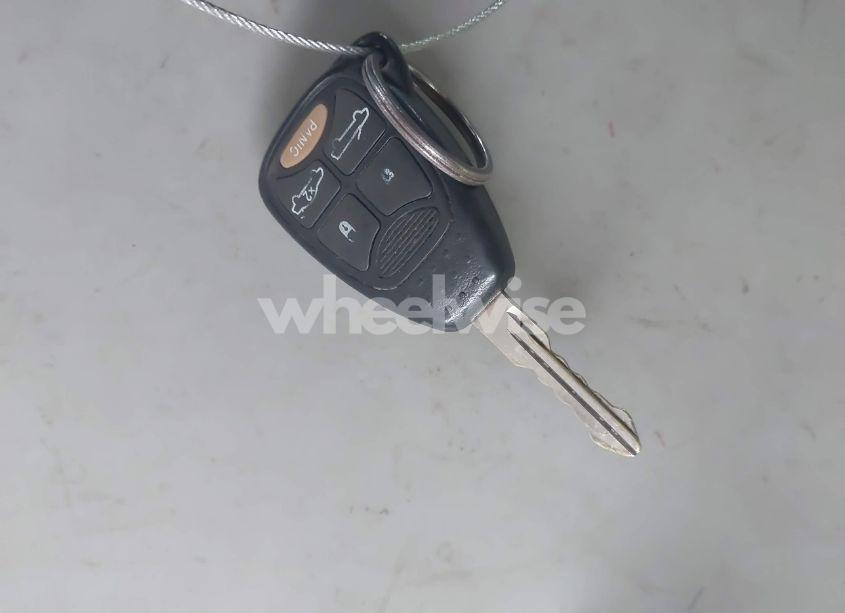 Photo 11 of 2012 Chrysler 200 TOURING (VIN 1C3BCBEB5CN119146)