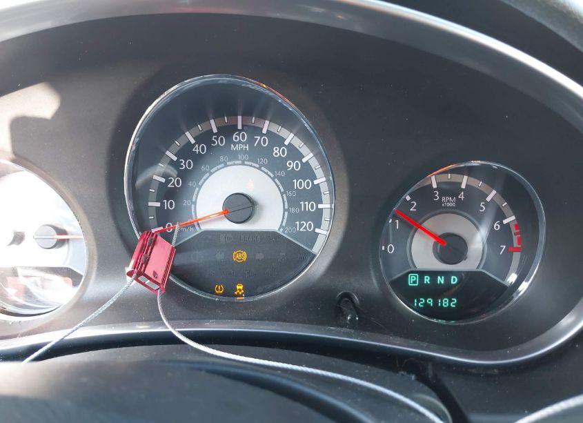 Photo 7 of 2012 Chrysler 200 TOURING (VIN 1C3BCBEB6CN218610)