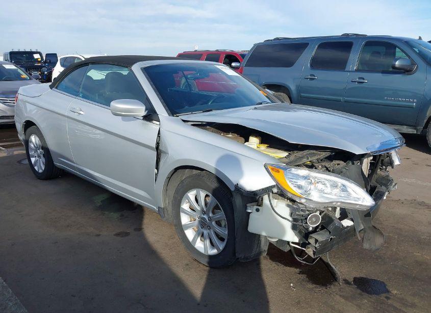 2012 Chrysler 200 TOURING (VIN 1C3BCBEB6CN229428) main photo