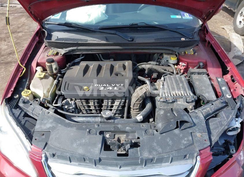 Photo 10 of 2013 Chrysler 200 TOURING (VIN 1C3BCBEB6DN560110)