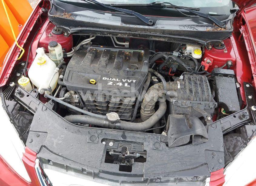 Photo 10 of 2013 Chrysler 200 TOURING (VIN 1C3BCBEB6DN623478)